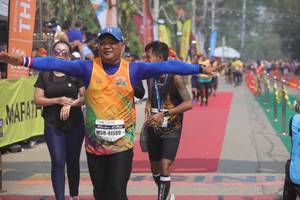 BIB: 41589
                            <button type="button" onclick="openModal(8247363)" class="btn btn-primary btn-sm float-right btn-popup" data-toggle="modal" data-target=".modal-high-quality">
                        <i class="fas fa-shopping-cart"></i> Add to Cart
                    </button>
                                            <button type="button" onclick="isThisMe(8247363, true)" class="btn btn-success btn-sm float-right btn-popup btn-isme hidden" data-toggle="tooltip" data-placement="bottom" title="นี่คือรูปของคุณใช่ไหม คลิกที่นี่เพื่อเอาเข้าอัลบั้ม">
                        <i class="fas fa-plus"></i> Add to album
                    </button>
                    <button type="button" onclick="isThisMe(8247363, false)" class="btn btn-warning btn-sm float-right btn-popup btn-isnotme hidden">
                        <i class="fas fa-ban"></i> Remove from album
                    </button>